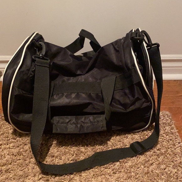 ADIDAS gym bag - Picture 2 of 3